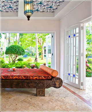 Daybed in the living room